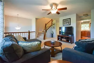 957 Montclair Dr, Moon/Crescent Twp, PA 15108 - Photo 10
