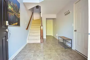 957 Montclair Dr, Moon/Crescent Twp, PA 15108 - Photo 2