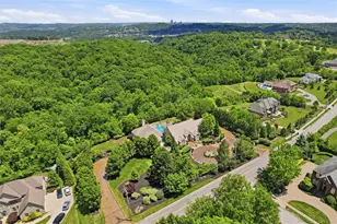 2500 Country Club Dr, Robinson Twp, PA 15205 - Photo 6