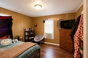139 Wampum Ave, Ellwood City, PA 16117 - Photo 10