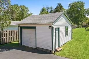 221 S Mercer Ave, Sharpsville, PA 16150 - Photo 24