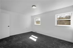 912 Hillsboro St, Pittsburgh, PA 15204 - Photo 12