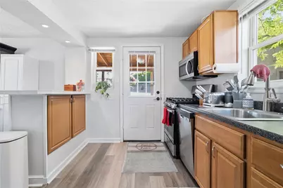 11 E Willock Rd, Pittsburgh, PA 15227 - Photo 16