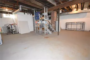 6914 Monroe Ave, West Mifflin, PA 15122 - Photo 20