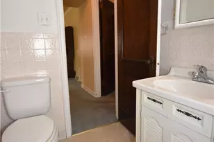 6914 Monroe Ave, West Mifflin, PA 15122 - Photo 8