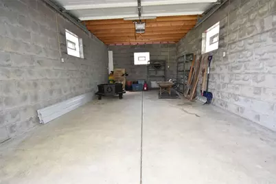 6916 Monroe Ave, West Mifflin, PA 15122 - Photo 24