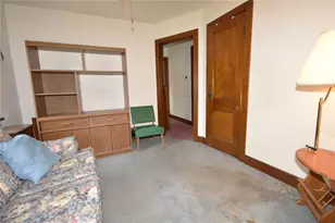 6916 Monroe Ave, West Mifflin, PA 15122 - Photo 8