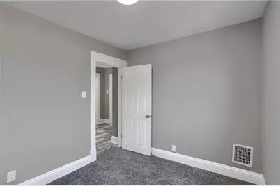 513 Franklin Ave, Ellwood City, PA 16117 - Photo 24