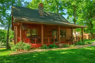 280 Laurel Ave, Wayne Township, PA 16117 - Photo 2