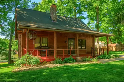 280 Laurel Ave, Wayne Township, PA 16117 - Photo 2