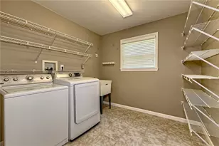 50 Lakeridge Dr, Hempfield Township, PA 15601 - Photo 16