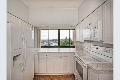 1700 Grandview Avenue #202, Pittsburgh, PA 15211 - Photo 18