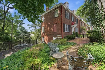 506 Roslyn Place, Pittsburgh, PA 15232 - Photo 2