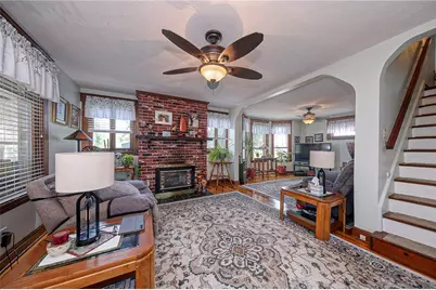 326 Virginia Ave, Franklin Township, PA 16117 - Photo 2