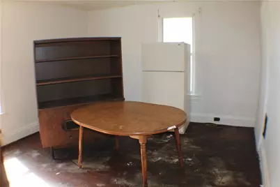 580 Thompson Ave, Donora, PA 15033 - Photo 6