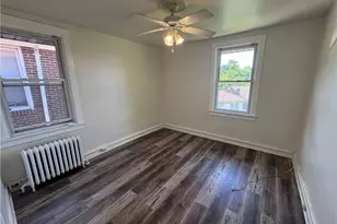 5944 Phillips Ave, Pittsburgh, PA 15217 - Photo 12