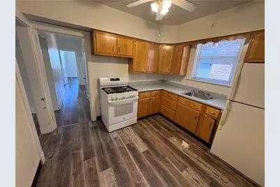 5944 Phillips Ave, Pittsburgh, PA 15217 - Photo 8