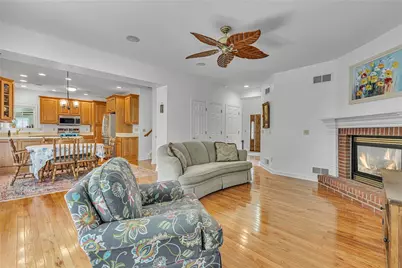 117 Highlandwood Dr, Brighton Township, PA 15009 - Photo 10