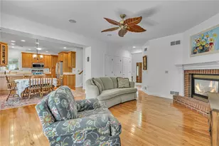 117 Highlandwood Dr, Brighton Township, PA 15009 - Photo 10