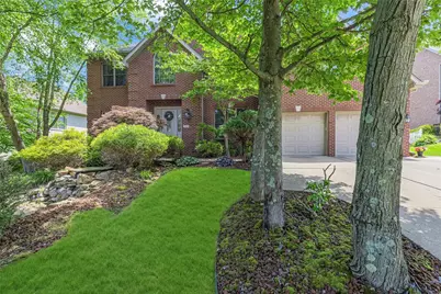 117 Highlandwood Dr, Brighton Township, PA 15009 - Photo 1
