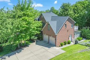 117 Highlandwood Dr, Brighton Township, PA 15009 - Photo 42