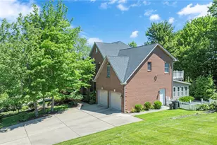 117 Highlandwood Dr, Brighton Township, PA 15009 - Photo 50