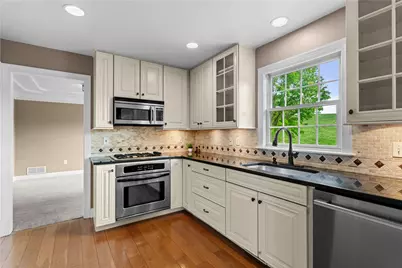 9018 Audubon Dr, Adams Township, PA 15044 - Photo 12