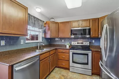 218 Castle Creek Drive, Seven Fields Boro, PA 16046 - Photo 8