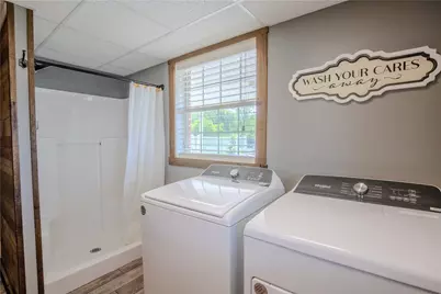 42 N Main St, Fairchance, PA 15436 - Photo 14