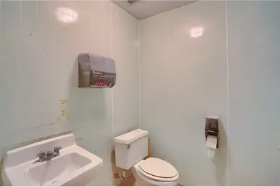 1729 B Rostraver Rd, Belle Vernon, PA 15012 - Photo 32