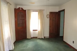 225 N Main St, Houston, PA 15342 - Photo 14