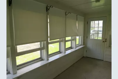 225 N Main St, Houston, PA 15342 - Photo 6