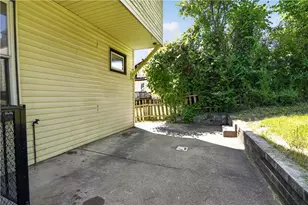 308 Rustic Ave, Pittsburgh, PA 15210 - Photo 6