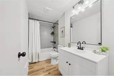 924 Darlington Ave, Jeannette, PA 15644 - Photo 16