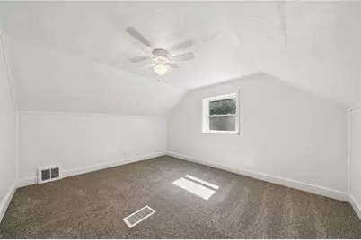 924 Darlington Ave, Jeannette, PA 15644 - Photo 20
