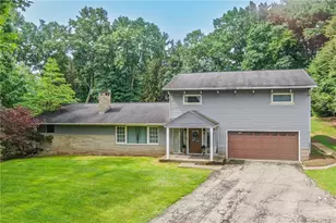 468 Cherokee Dr, Center Township, PA 16001 - Photo 44