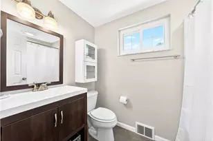211 Elrose Dr, Ross Twp, PA 15237 - Photo 30