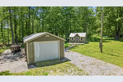 1144 Sunset Dr, Jamestown, PA 16134 - Photo 4