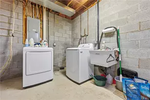 5339 Colonial Ave, Butler, PA 16001 - Photo 28