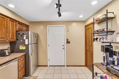 122 Northumberland Drive, Hempfield Township, PA 15642 - Photo 14