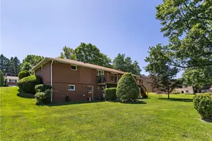 122 Northumberland Dr, Hempfield Township, PA 15642 - Photo 32