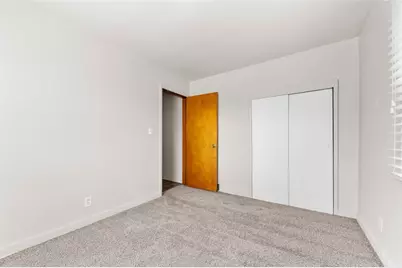 306 1/2 Oakland Ave, Charleroi Boro, PA 15022 - Photo 20