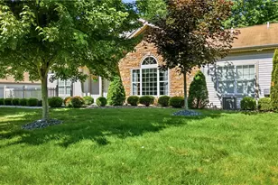 246 Stonegate Blvd, Hermitage, PA 16148 - Photo 1