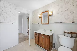 463 Independence Ct, Sharon, PA 16146 - Photo 22