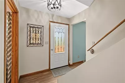 10 Oakridge Ln, Mt Pleasant Twp, PA 15340 - Photo 4