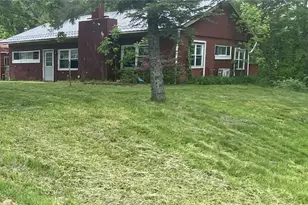 9137 N Sunnyside Dr, Shenango, PA 16424 - Photo 2