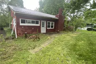 9137 N Sunnyside Dr, Shenango, PA 16424 - Photo 4