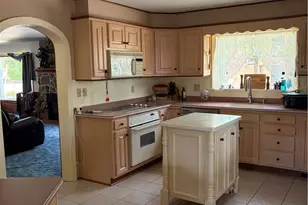 70 Lake St, Stoneboro, PA 16153 - Photo 4