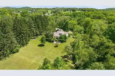 147 Bryson Rd, West Deer, PA 15044 - Photo 4