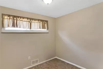402 Highland Street, Sewickley Township, PA 15637 - Photo 14
